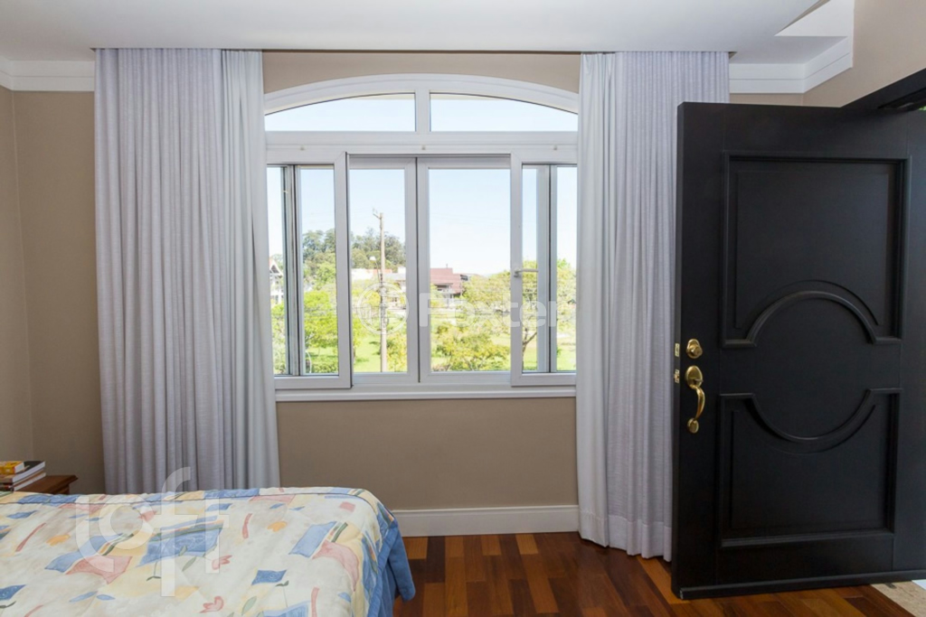 Casa à venda com 4 quartos, 420m² - Foto 31