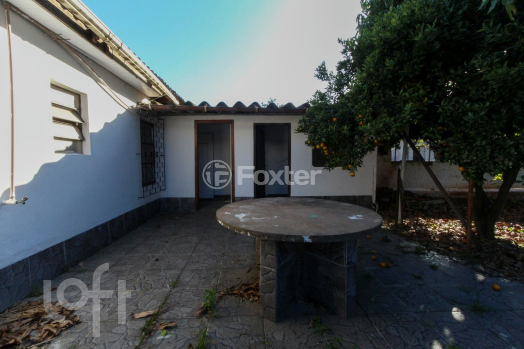 Casa à venda com 4 quartos, 138m² - Foto 13