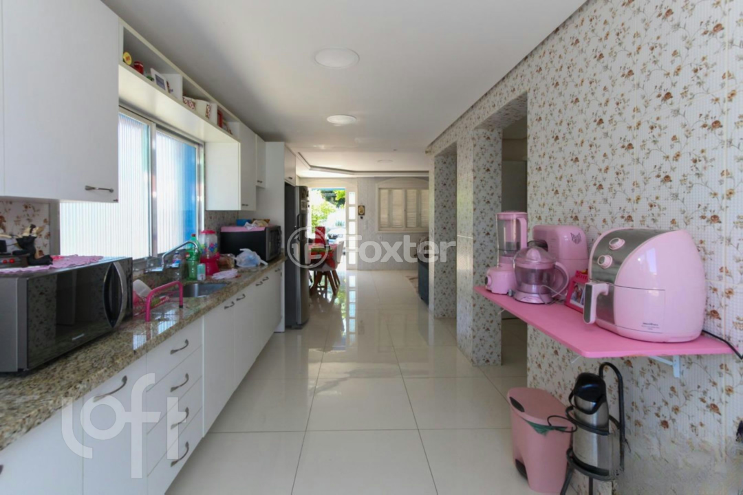 Casa à venda com 3 quartos, 285m² - Foto 7