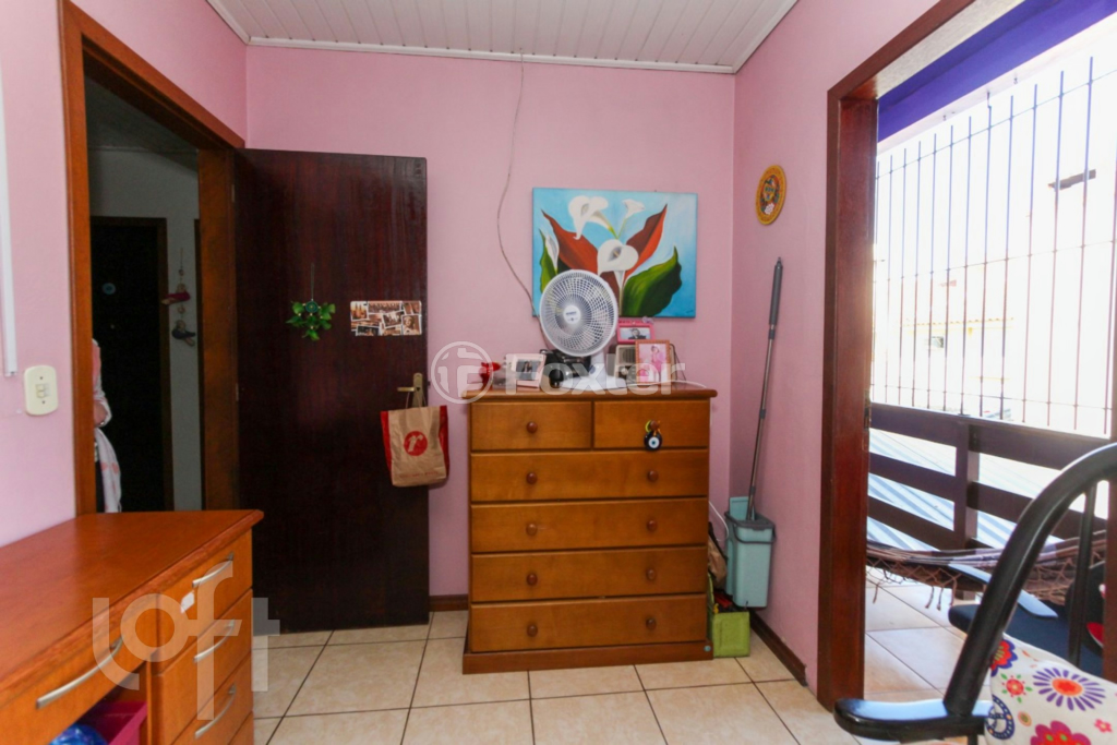Casa à venda com 4 quartos, 147m² - Foto 15
