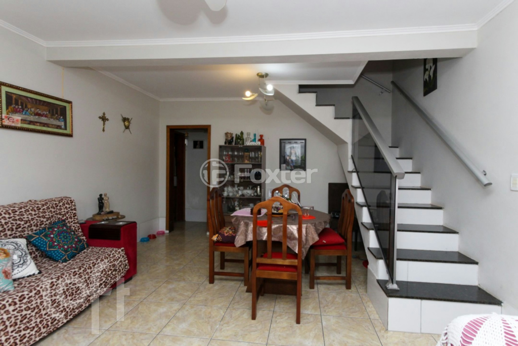Casa à venda com 4 quartos, 147m² - Foto 3