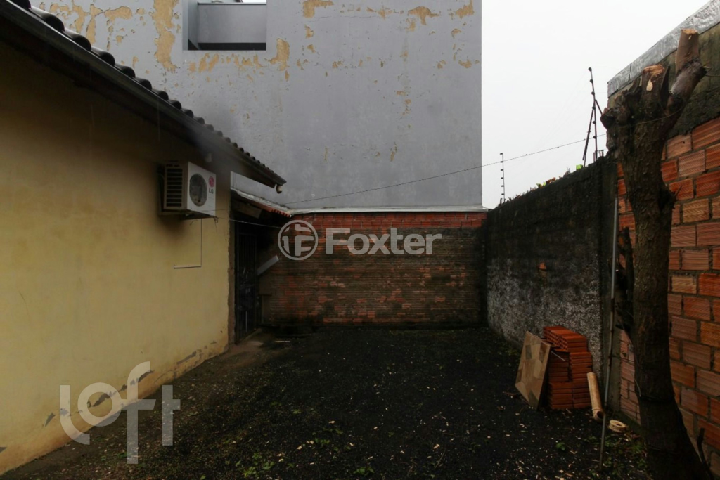 Casa à venda com 2 quartos, 68m² - Foto 18