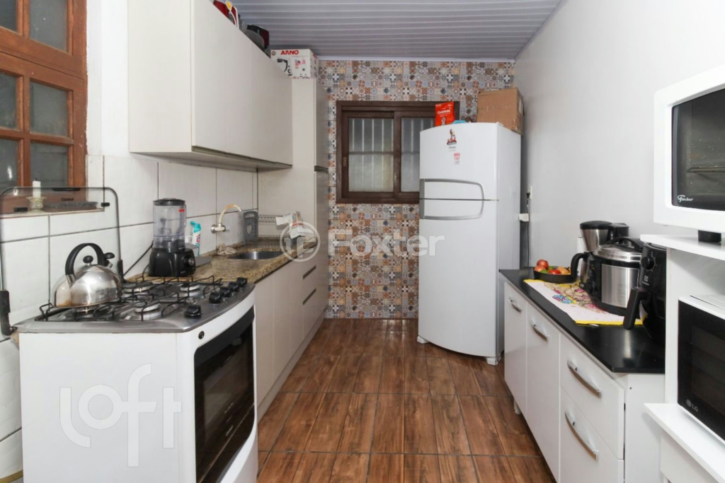 Casa à venda com 2 quartos, 68m² - Foto 13