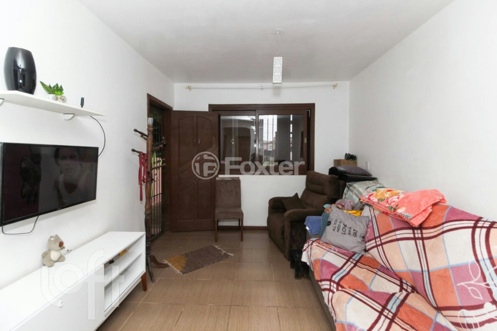 Casa à venda com 2 quartos, 68m² - Foto 2
