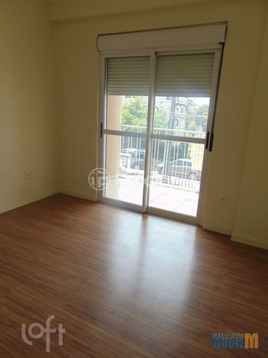 Apartamento à venda com 3 quartos, 135m² - Foto 3