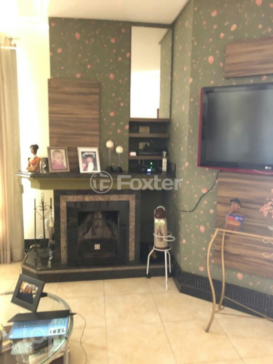 Casa à venda com 3 quartos, 168m² - Foto 4