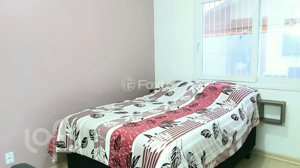Casa à venda com 2 quartos, 44m² - Foto 12