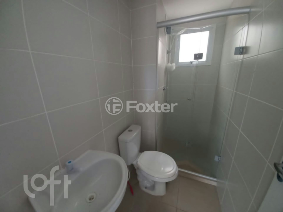 Apartamento à venda com 2 quartos, 64m² - Foto 2