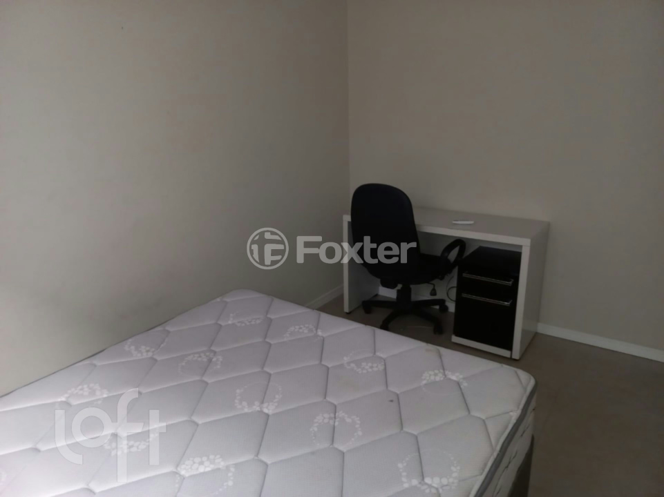 Apartamento à venda com 2 quartos, 64m² - Foto 3