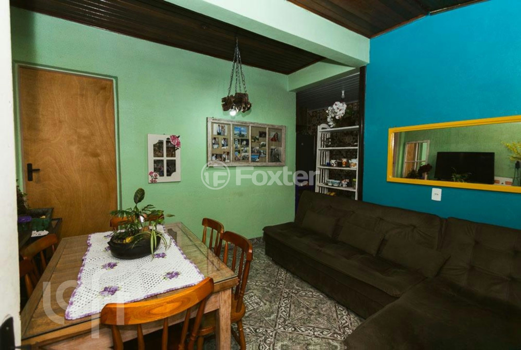Casa à venda com 2 quartos, 65m² - Foto 3
