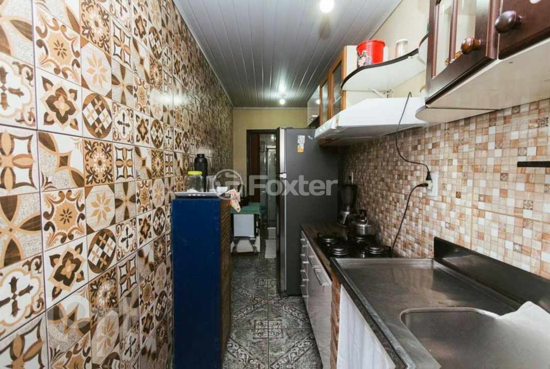 Casa à venda com 2 quartos, 65m² - Foto 9