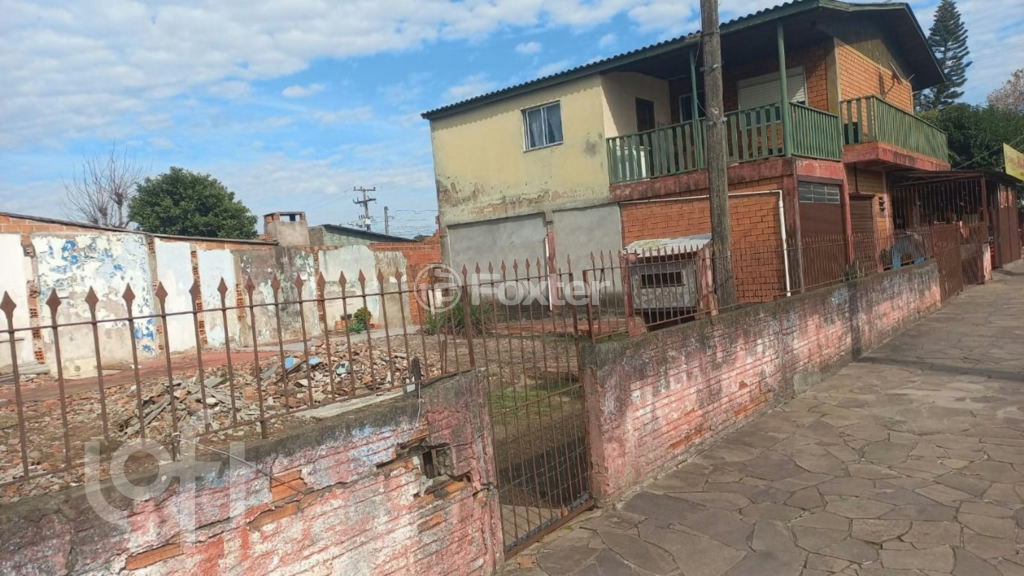 Casa à venda com 3 quartos, 169m² - Foto 3