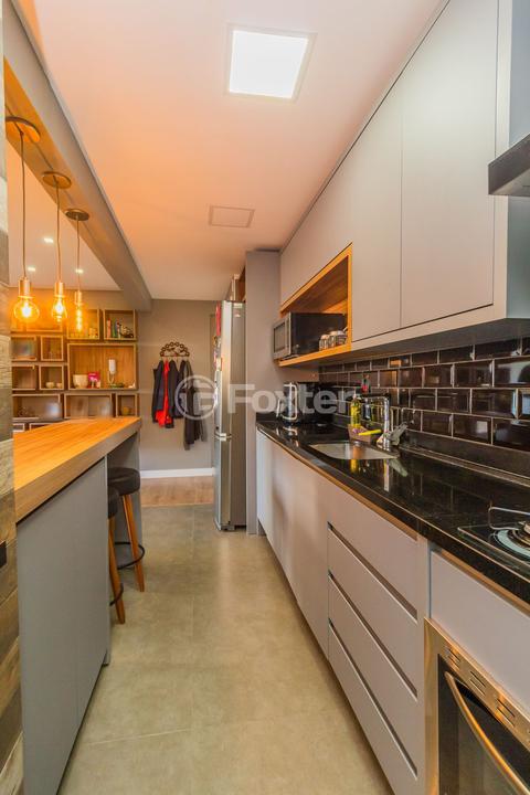 Apartamento à venda com 3 quartos, 75m² - Foto 18