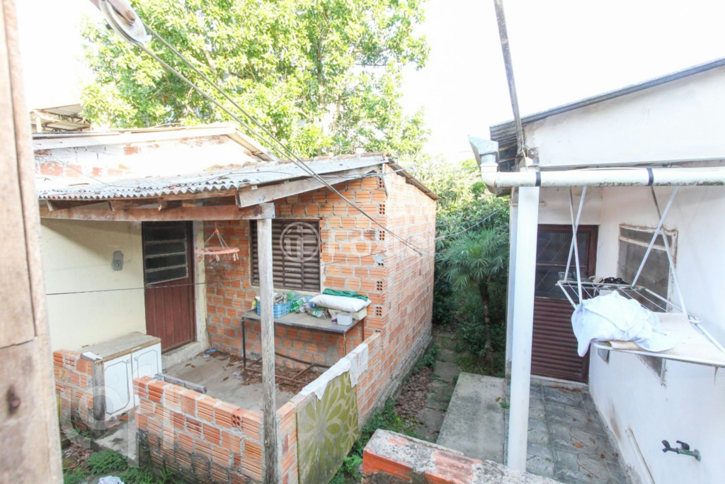 Casa à venda com 2 quartos, 454m² - Foto 8