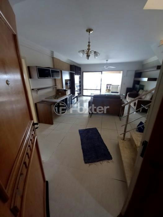 Cobertura à venda com 4 quartos, 300m² - Foto 2
