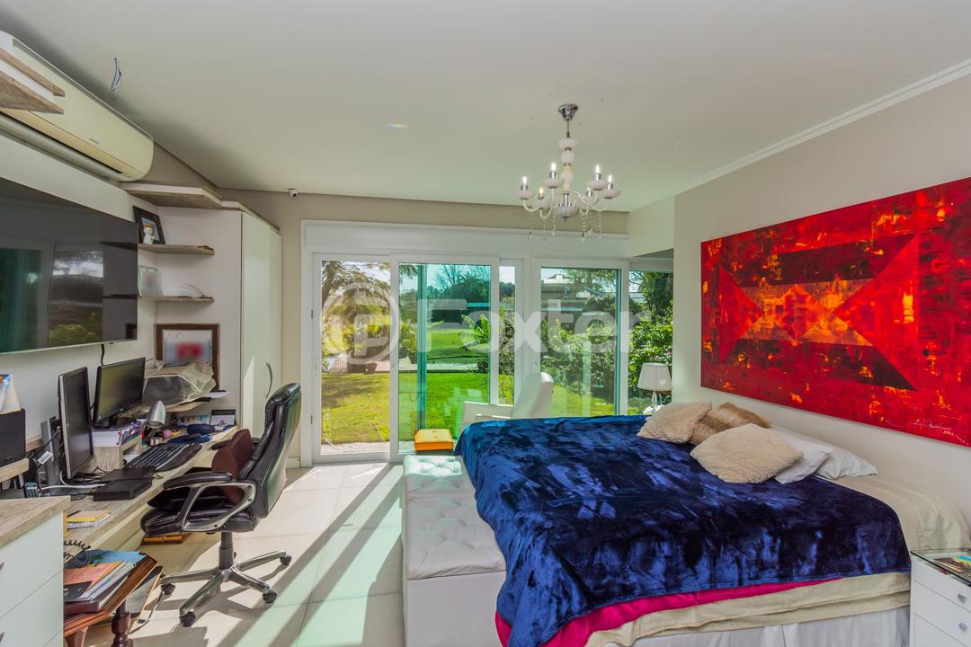Casa de Condomínio à venda com 4 quartos, 421m² - Foto 30