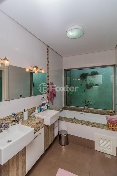 Casa de Condomínio à venda com 4 quartos, 421m² - Foto 32
