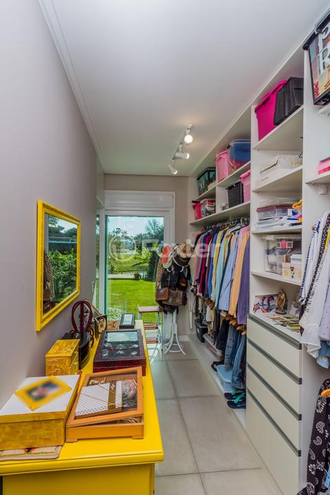 Casa de Condomínio à venda com 4 quartos, 421m² - Foto 33