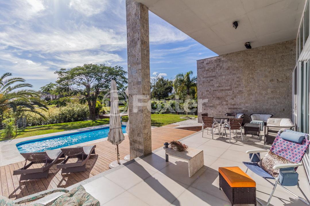 Casa de Condomínio à venda com 4 quartos, 421m² - Foto 4