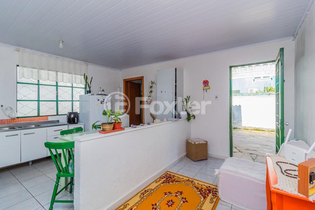 Casa à venda com 2 quartos, 50m² - Foto 1