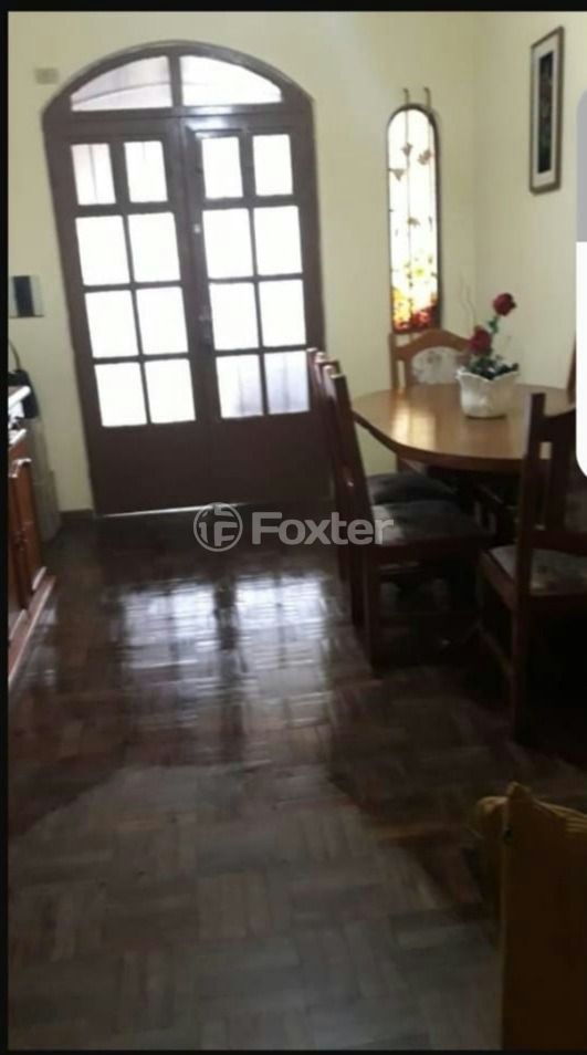 Casa à venda com 3 quartos, 67m² - Foto 8