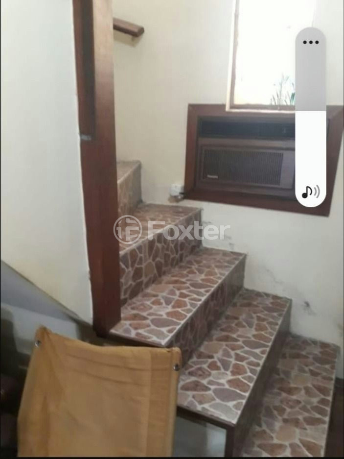 Casa à venda com 3 quartos, 67m² - Foto 17