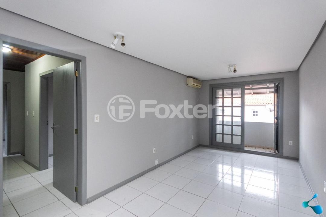 Casa à venda com 6 quartos, 130m² - Foto 9