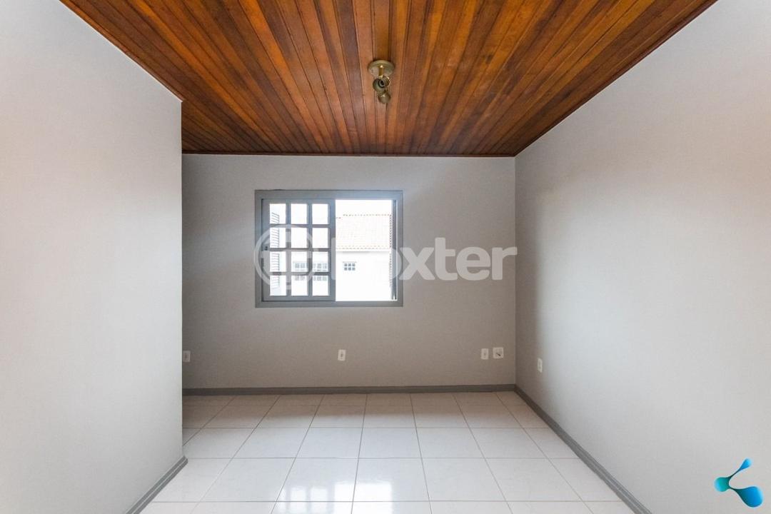 Casa à venda com 6 quartos, 130m² - Foto 13