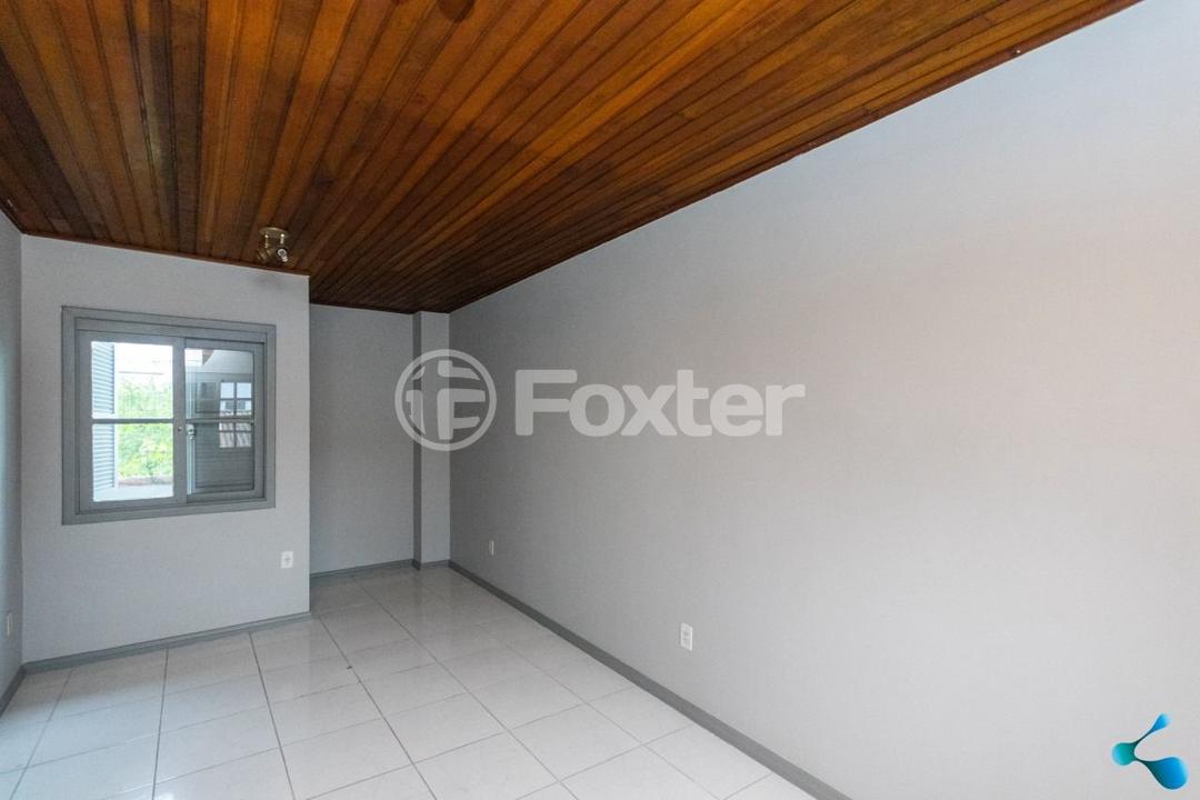 Casa à venda com 6 quartos, 130m² - Foto 18