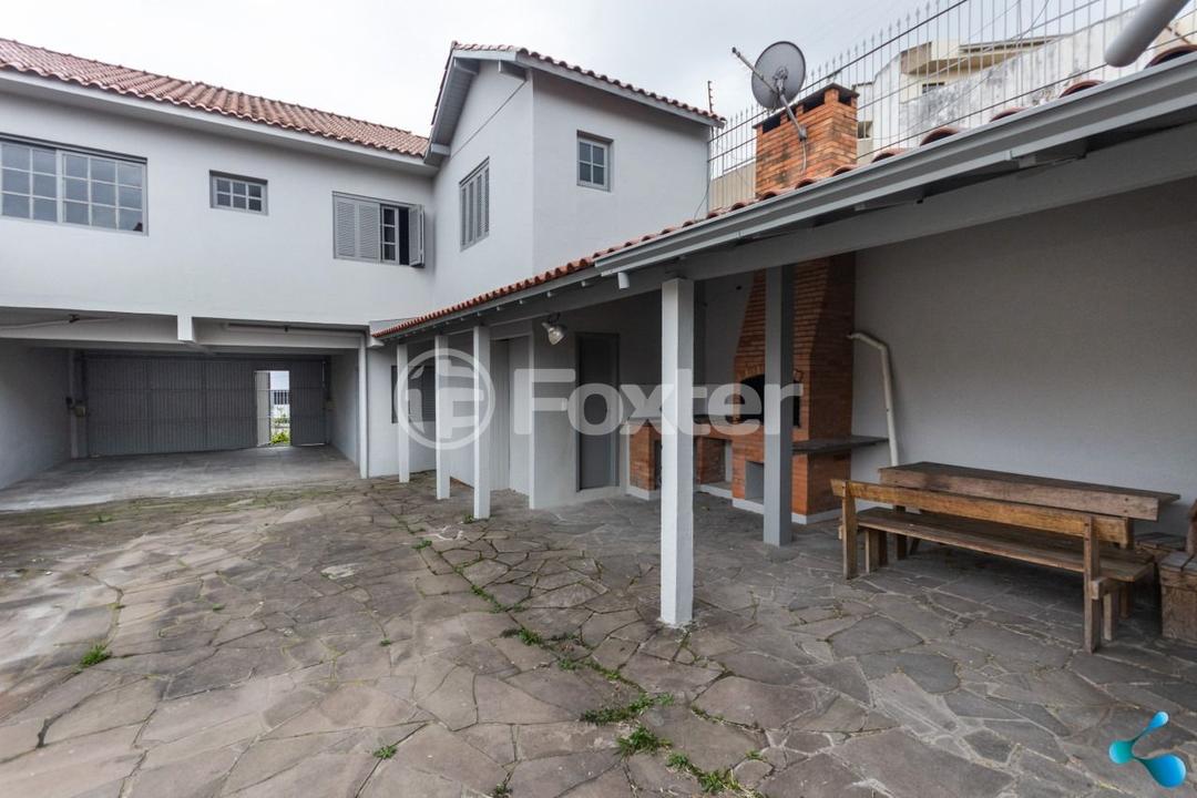 Casa à venda com 6 quartos, 130m² - Foto 28