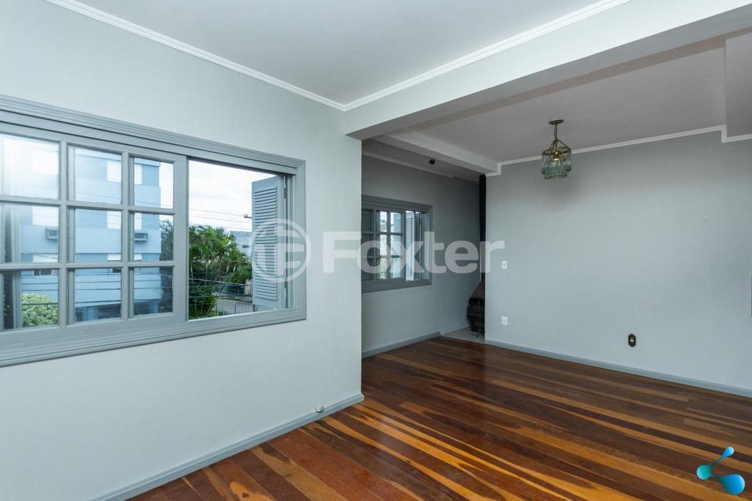 Casa à venda com 6 quartos, 130m² - Foto 37