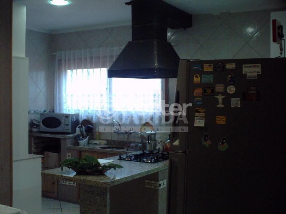 Casa de Condomínio à venda com 3 quartos, 190m² - Foto 3