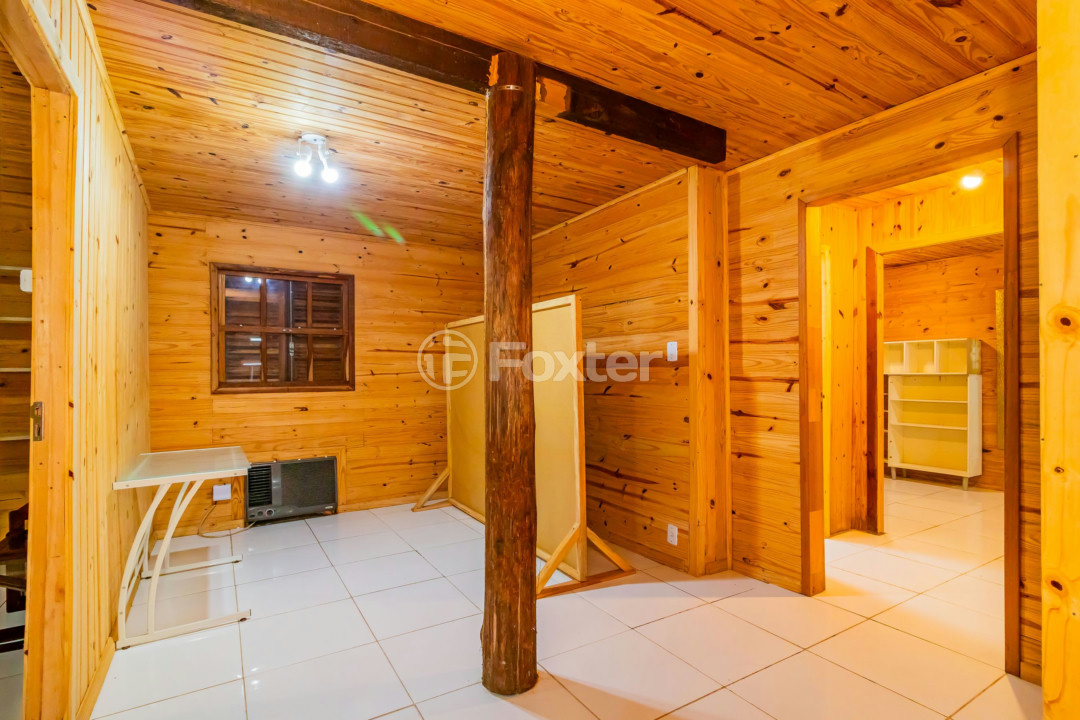 Casa à venda com 6 quartos, 480m² - Foto 28