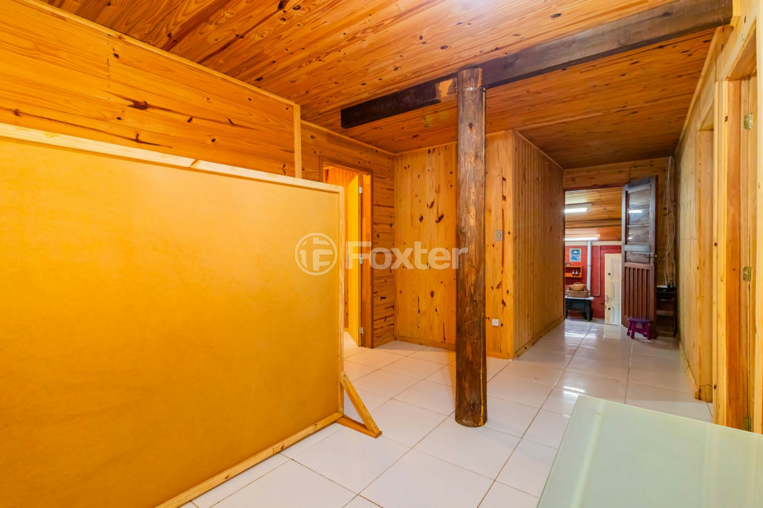 Casa à venda com 6 quartos, 480m² - Foto 30