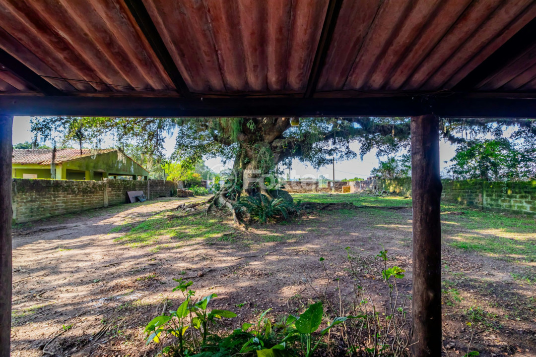 Casa à venda com 6 quartos, 480m² - Foto 42