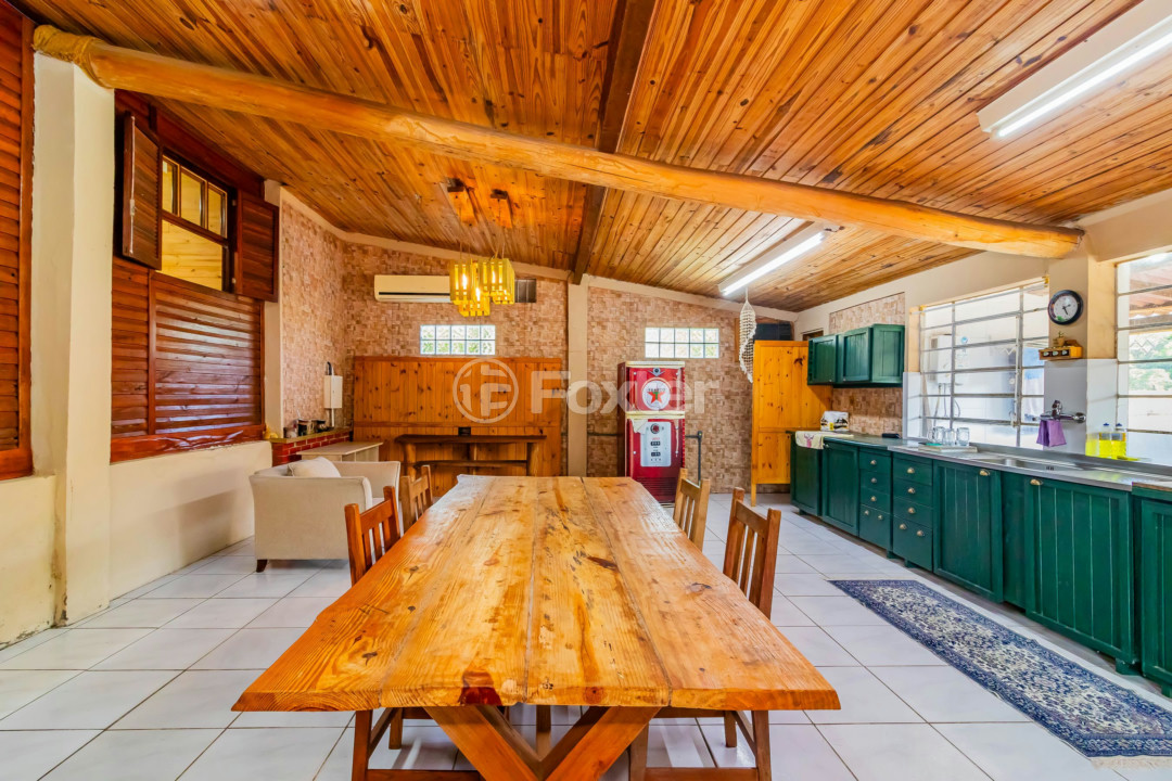 Casa à venda com 6 quartos, 480m² - Foto 14
