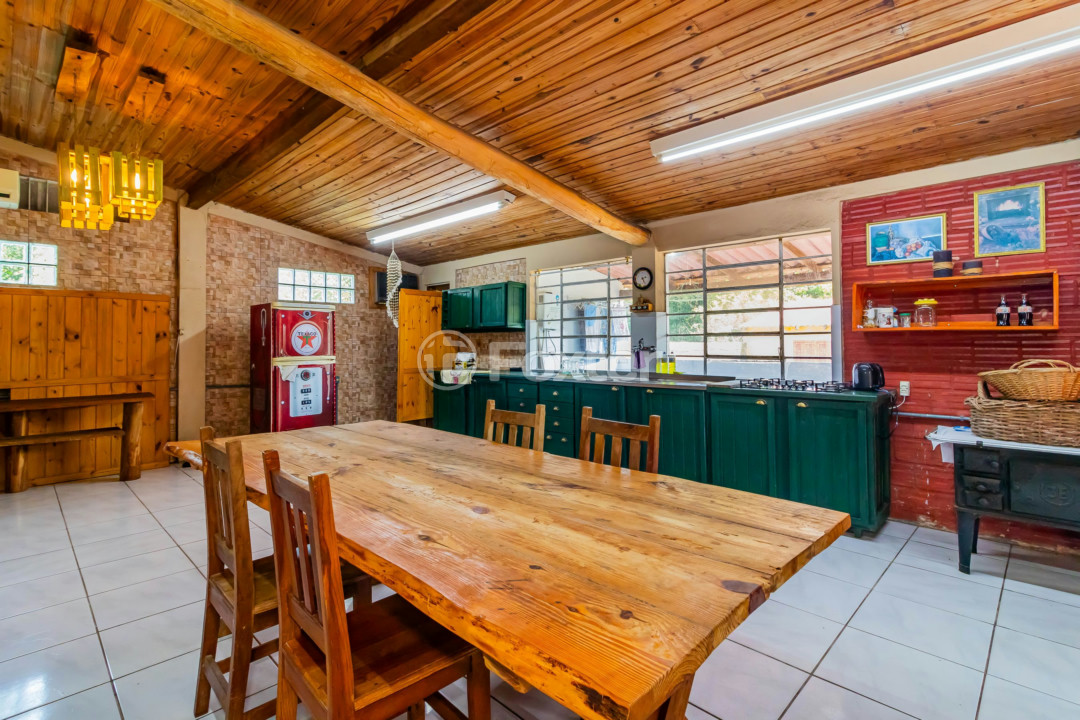 Casa à venda com 6 quartos, 480m² - Foto 15