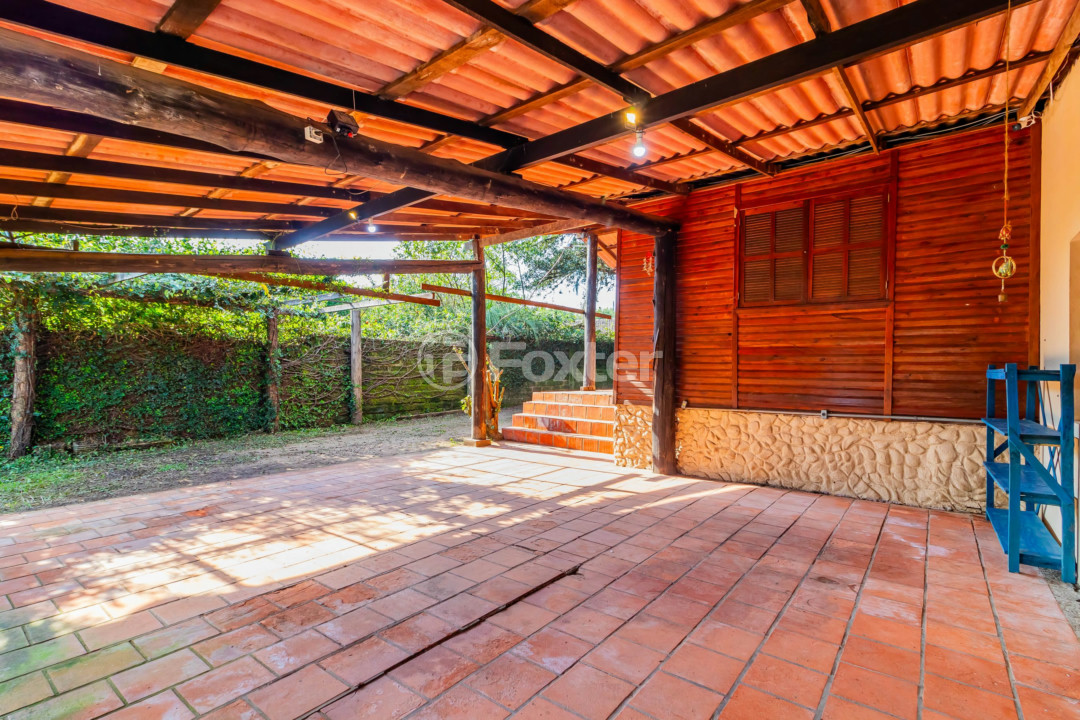 Casa à venda com 6 quartos, 480m² - Foto 47