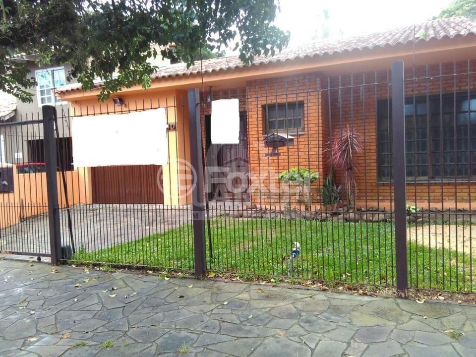 Casa à venda com 3 quartos, 300m² - Foto 1