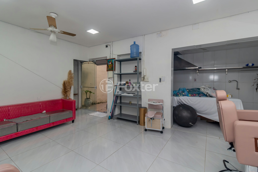 Prédio Inteiro à venda com 1 quarto, 100m² - Foto 4