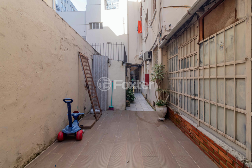 Prédio Inteiro à venda com 1 quarto, 100m² - Foto 22