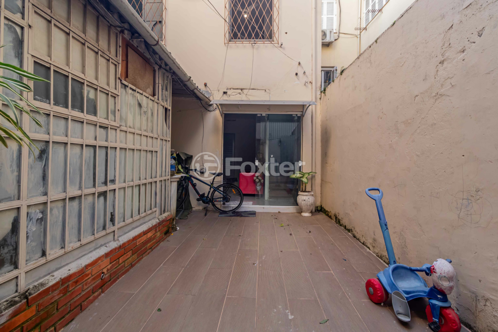 Prédio Inteiro à venda com 1 quarto, 100m² - Foto 23