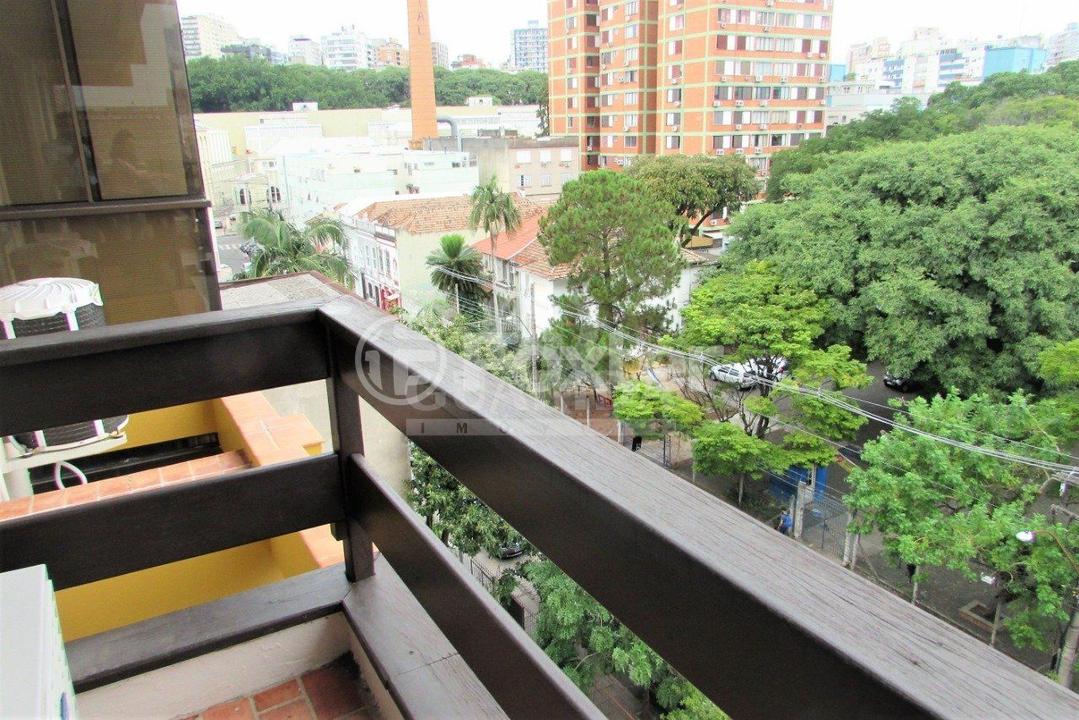 Apartamento à venda com 3 quartos, 106m² - Foto 3