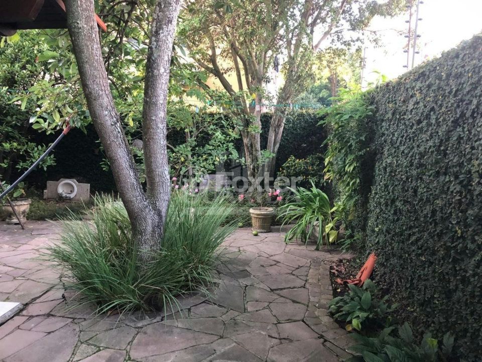 Casa à venda com 3 quartos, 308m² - Foto 28