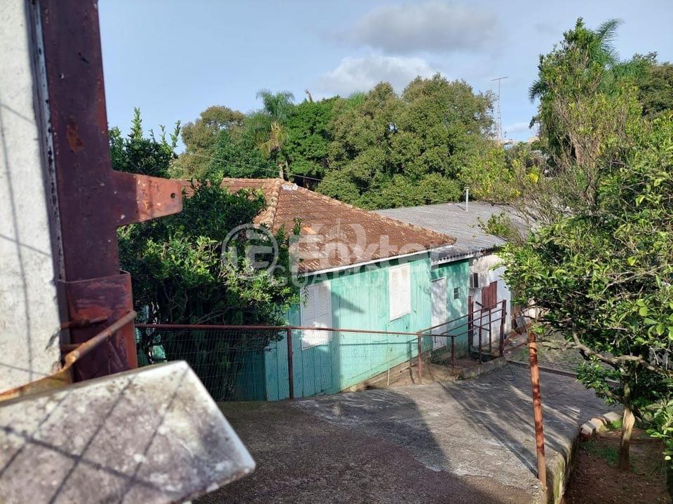 Casa à venda com 2 quartos, 100m² - Foto 2