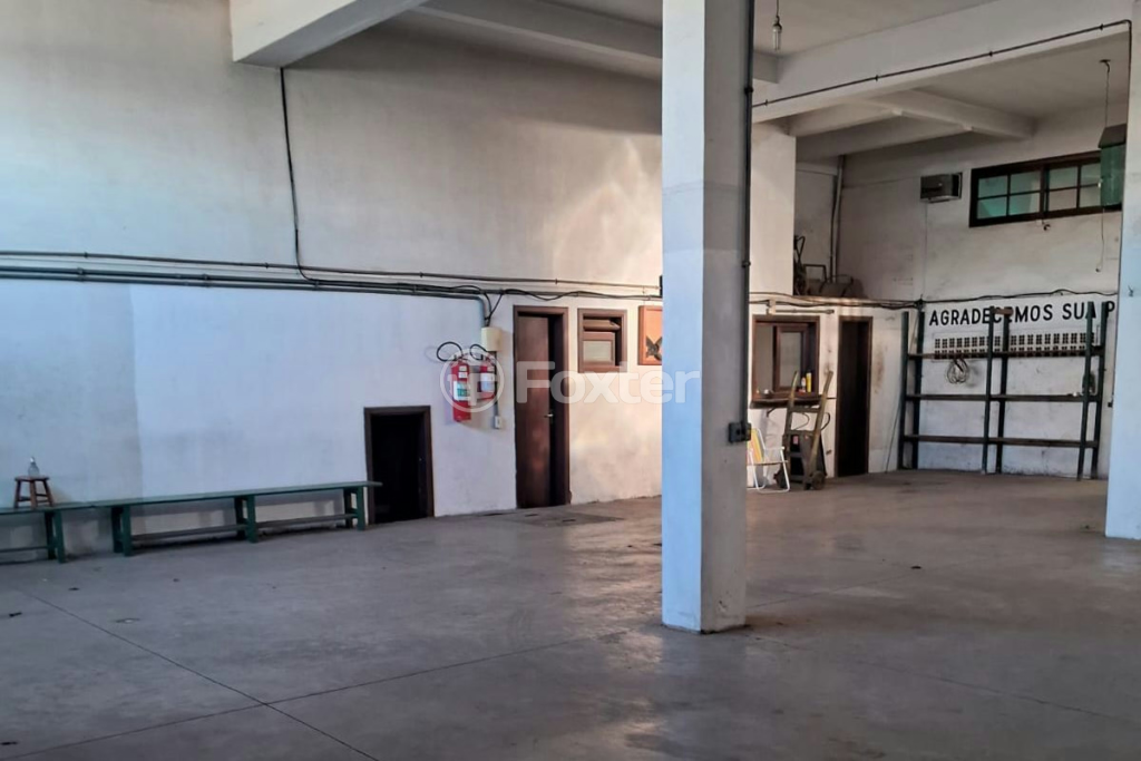 Prédio Inteiro à venda com 4 quartos, 288m² - Foto 2