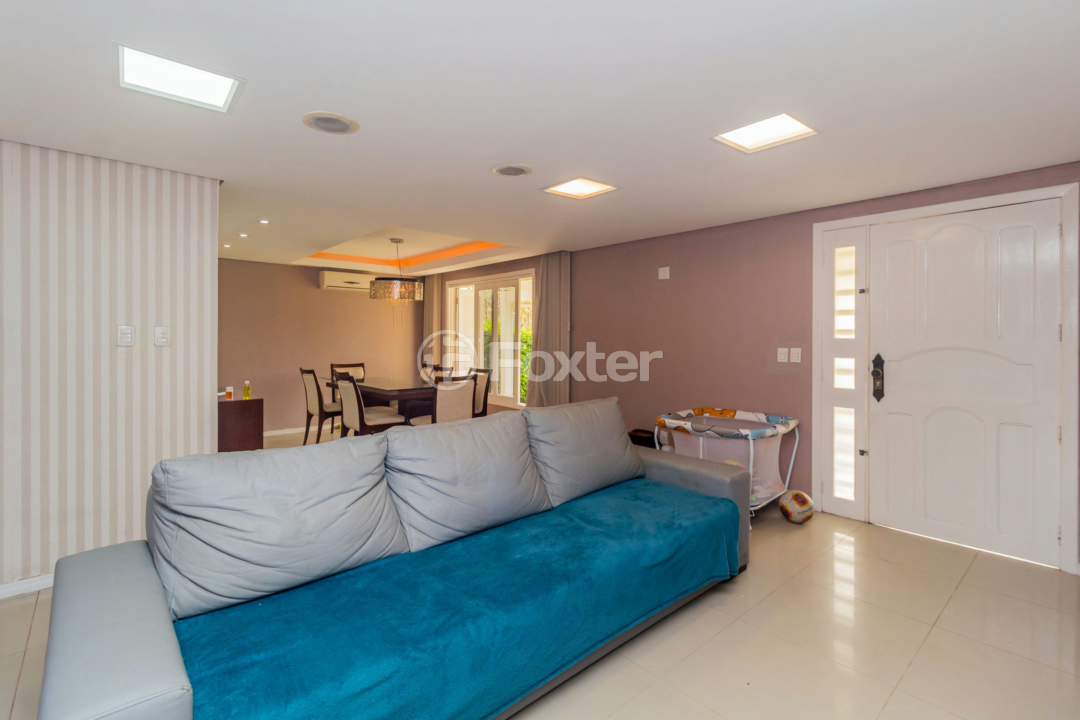 Casa de Condomínio à venda com 4 quartos, 300m² - Foto 18