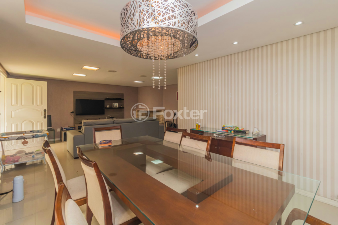 Casa de Condomínio à venda com 4 quartos, 300m² - Foto 19