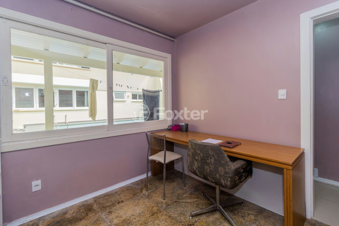 Casa de Condomínio à venda com 4 quartos, 300m² - Foto 33