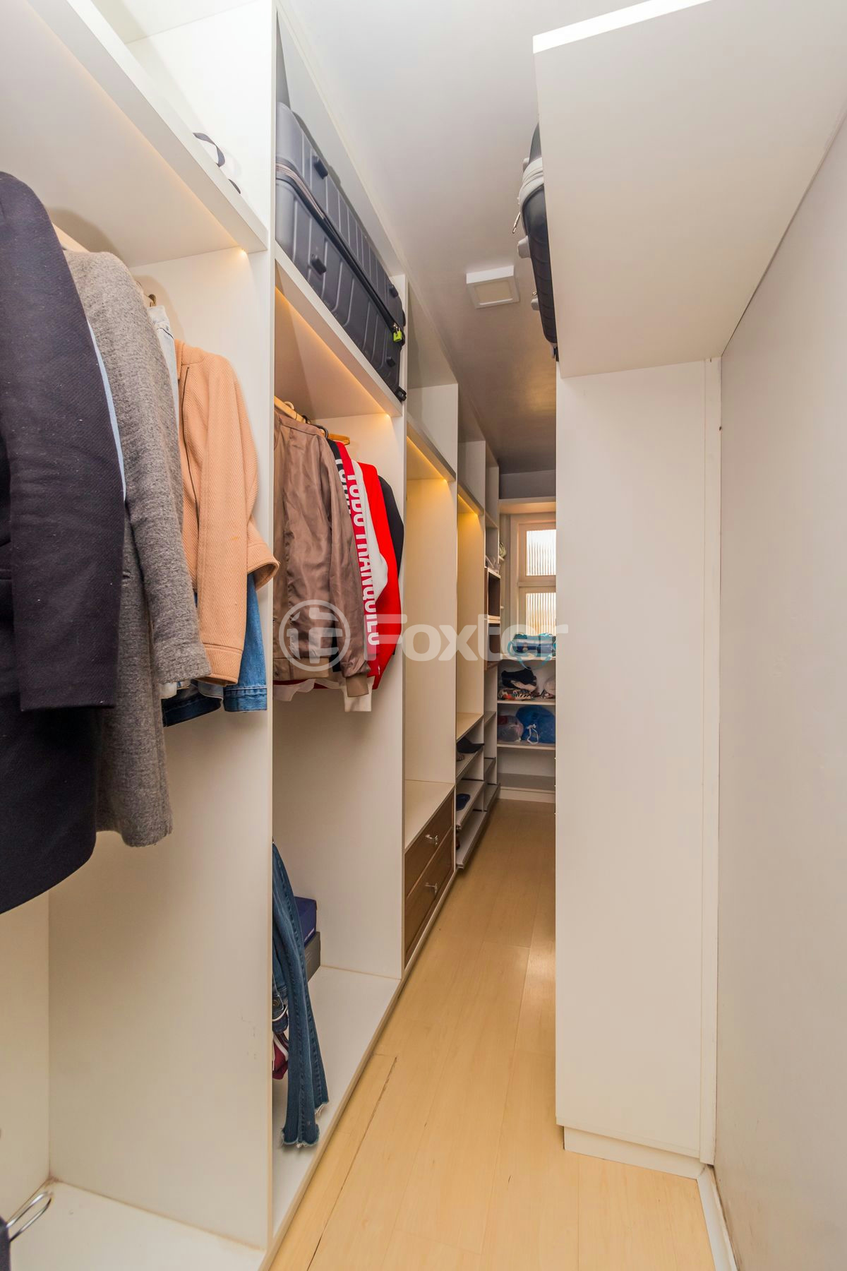 Casa de Condomínio à venda com 4 quartos, 300m² - Foto 40
